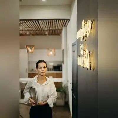 邱洁